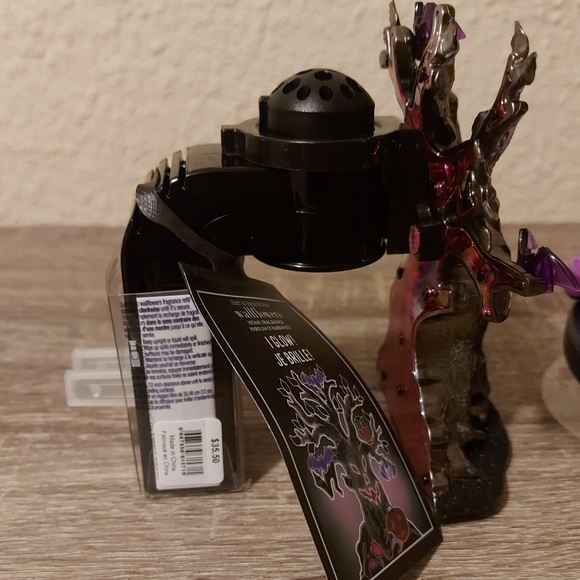 Halloween Tree Wallflower - Picture 2 of 3